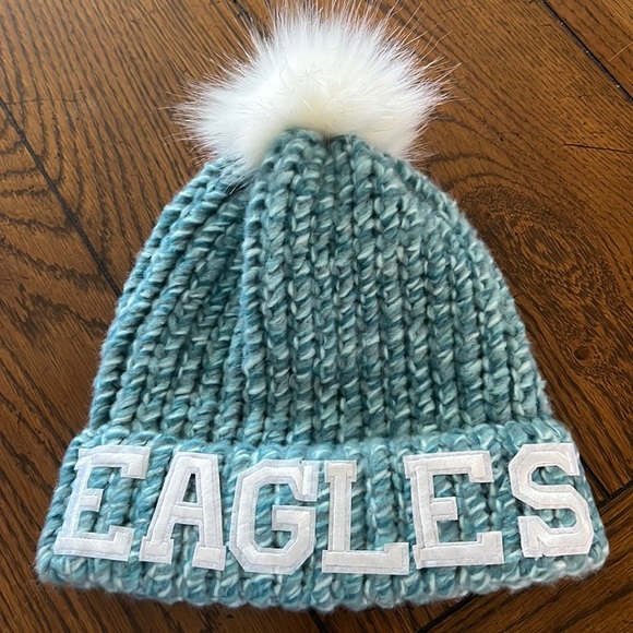 Accessories - Knitted EAGLES hat